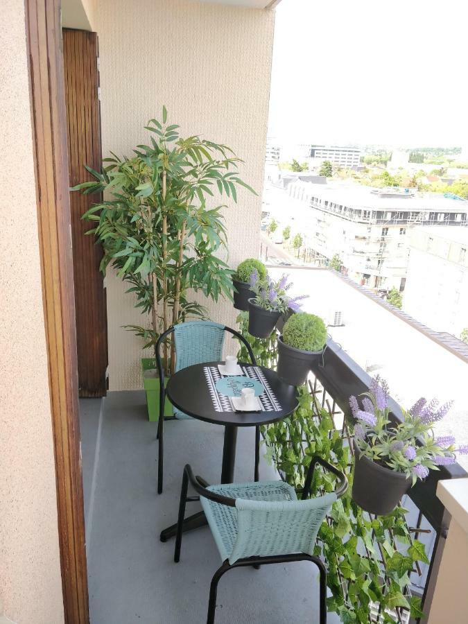 Le Parisien T1Antony-Berny By Beds4Wanderlust - 35M2 Avec Balcon - Aeroport Orly 5Miles - Train Station Rer B Orlyval 1Mile Exterior foto