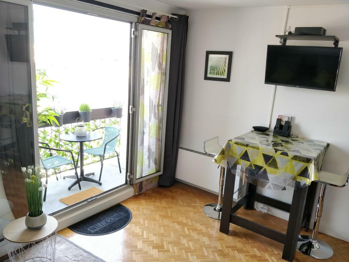Le Parisien T1Antony-Berny By Beds4Wanderlust - 35M2 Avec Balcon - Aeroport Orly 5Miles - Train Station Rer B Orlyval 1Mile Exterior foto